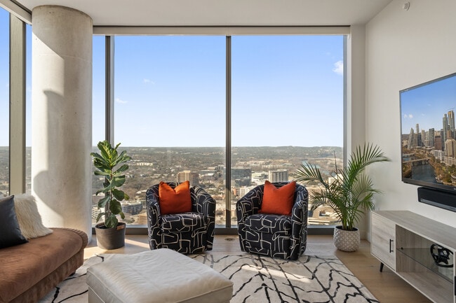 Building Photo - 44 East Ave