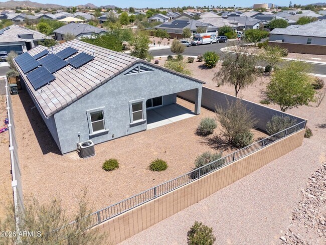 Building Photo - 1075 W Avalon Canyon Dr