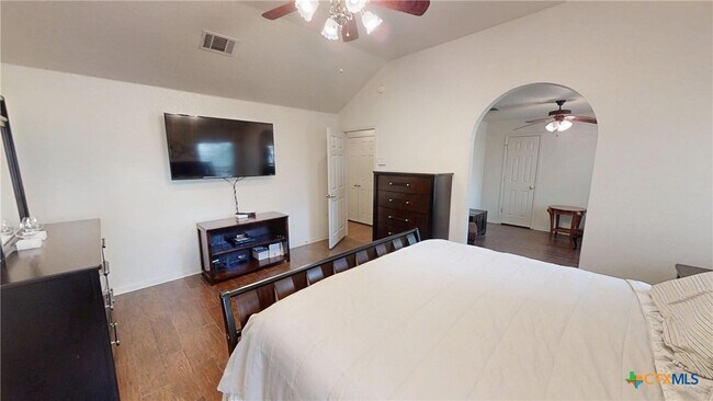 Building Photo - 5601 Hunters Ridge Trail