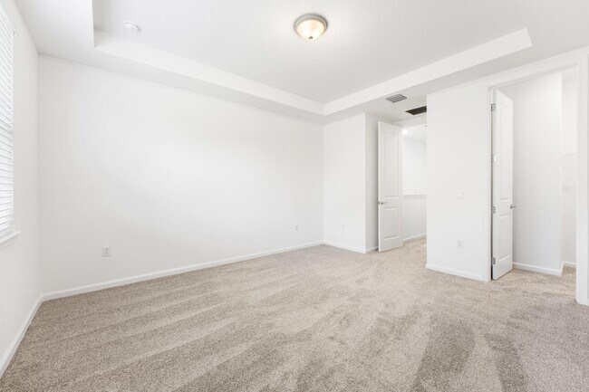 Building Photo - 4333 Efendi Dr