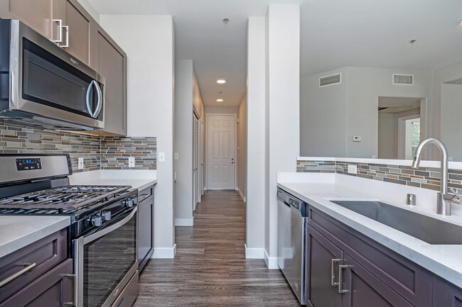 Building Photo - Bellecour Way Apartment Homes
