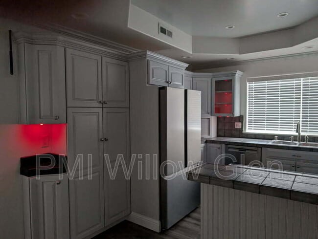 Building Photo - 355 Curie Dr