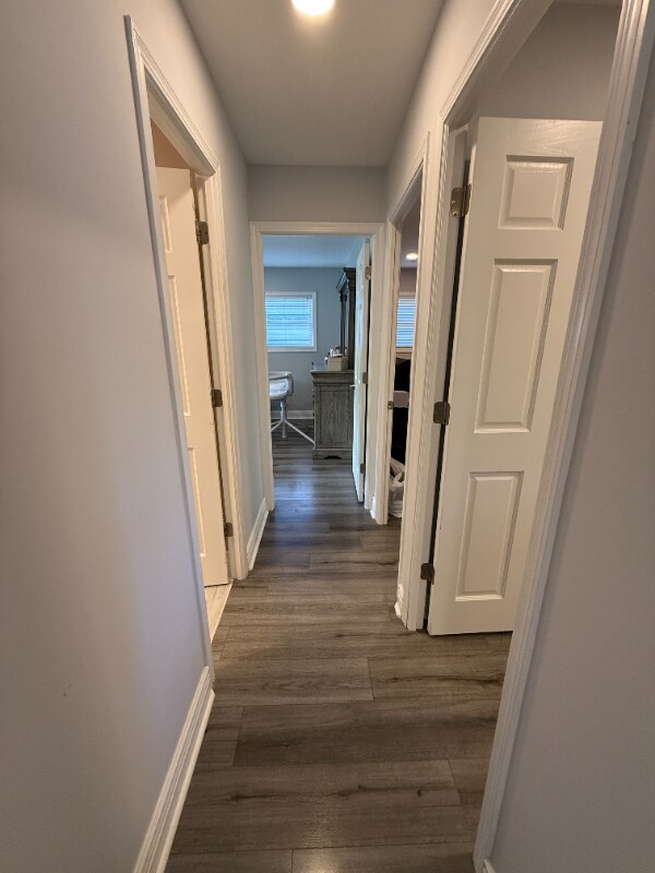 Building Photo - 10231 Hawthorne Dr