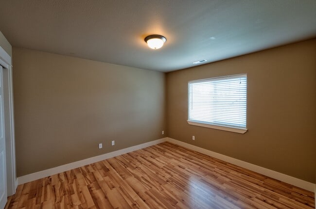 Building Photo - 61167 Cone Flower St