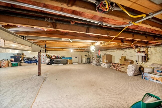 Building Photo - 1060 Judy Dr