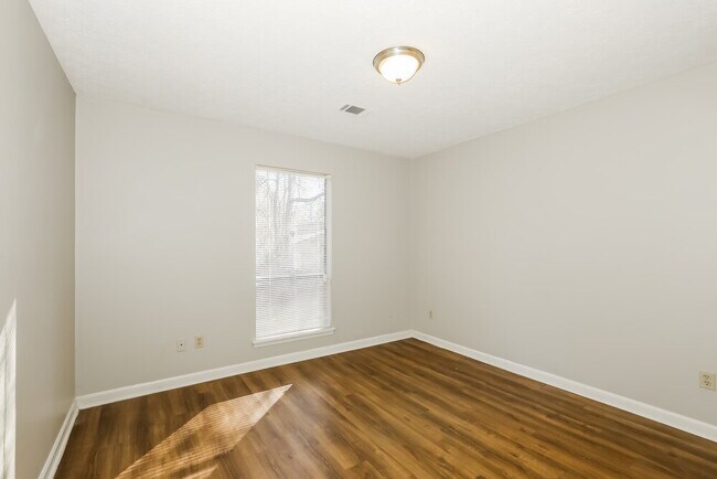 Building Photo - 8866 Wellston Ct