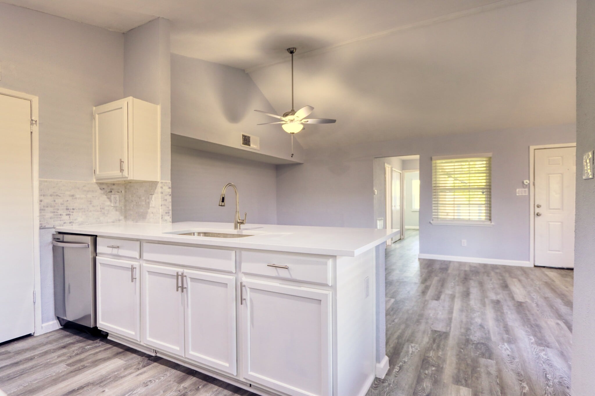 Building Photo - 6028 Dooley Dr