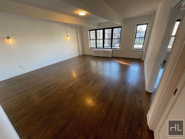 Building Photo - WEST 73 STREET