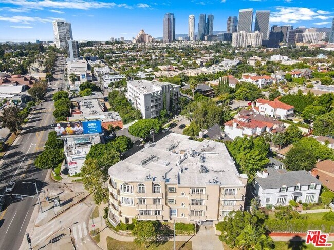 Building Photo - 1278 S Camden Dr