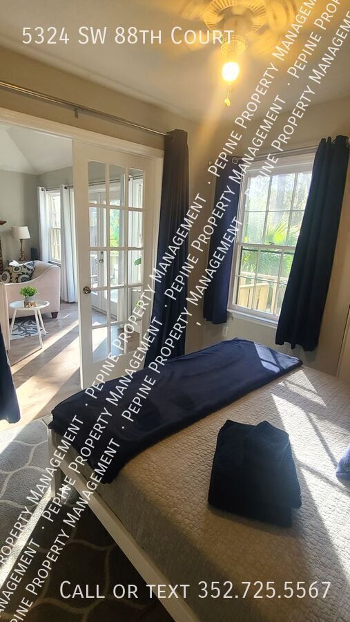 Building Photo - 5324 SW 88 Ct