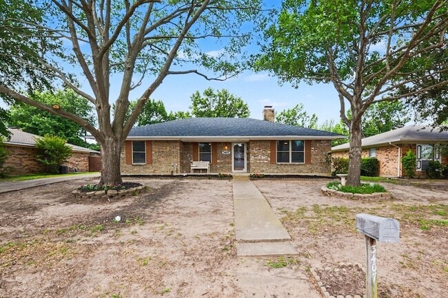 Building Photo - 3407 Tipps Dr