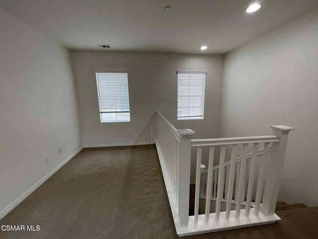 Building Photo - 708 Owens River Dr