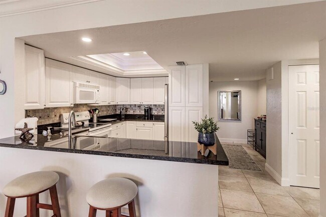 Building Photo - 1125 W Peppertree Dr