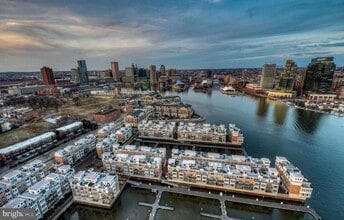 Building Photo - 100 Harborview Dr