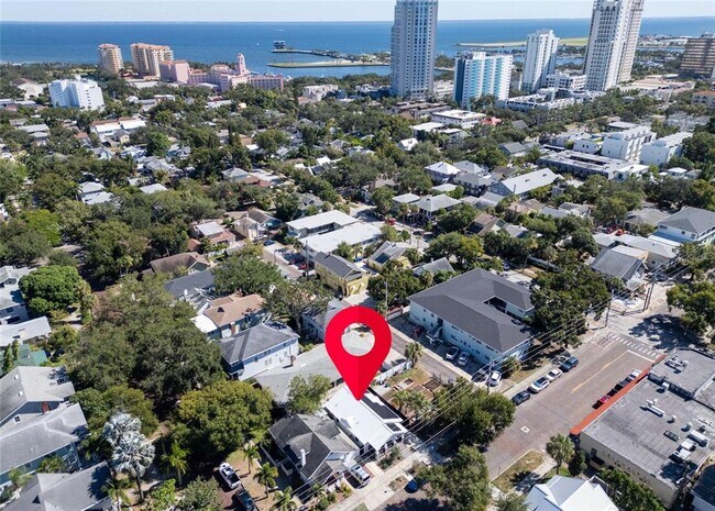 Building Photo - 747 2nd St N