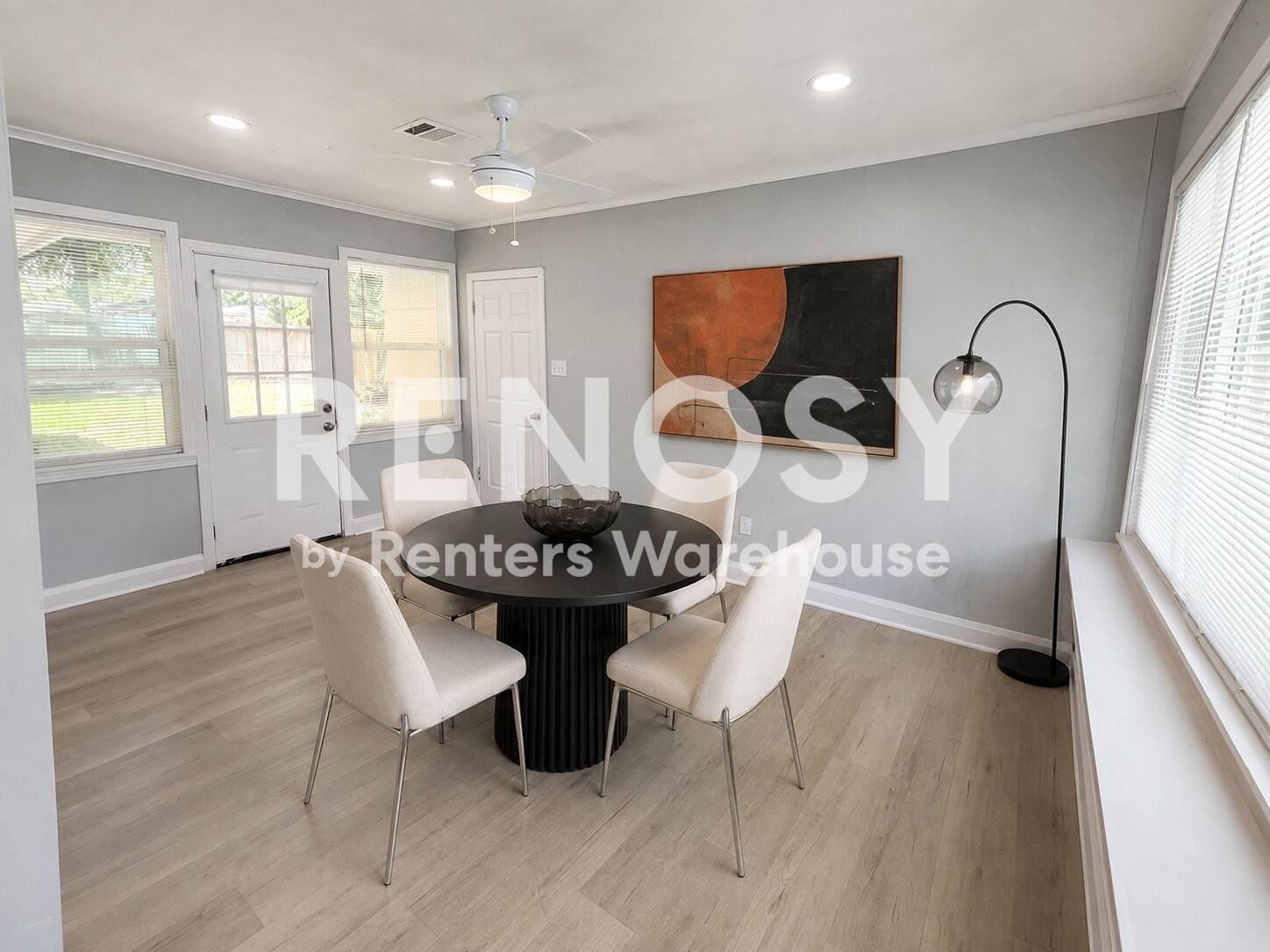 Building Photo - 6010 Ridgeway Dr