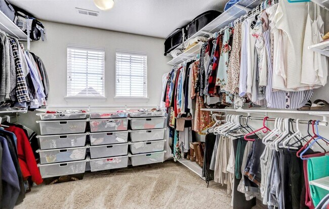 Building Photo - 20057 W 95th Ave