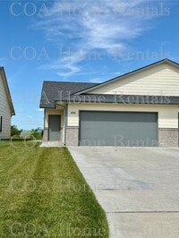 Building Photo - Maize Duplex
