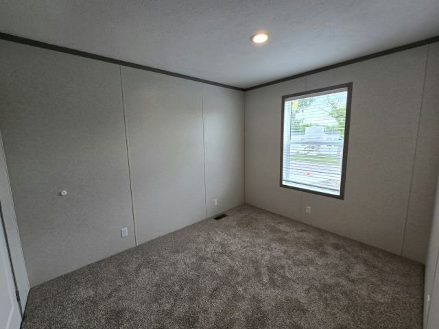 Building Photo - 363 Brutus Dr