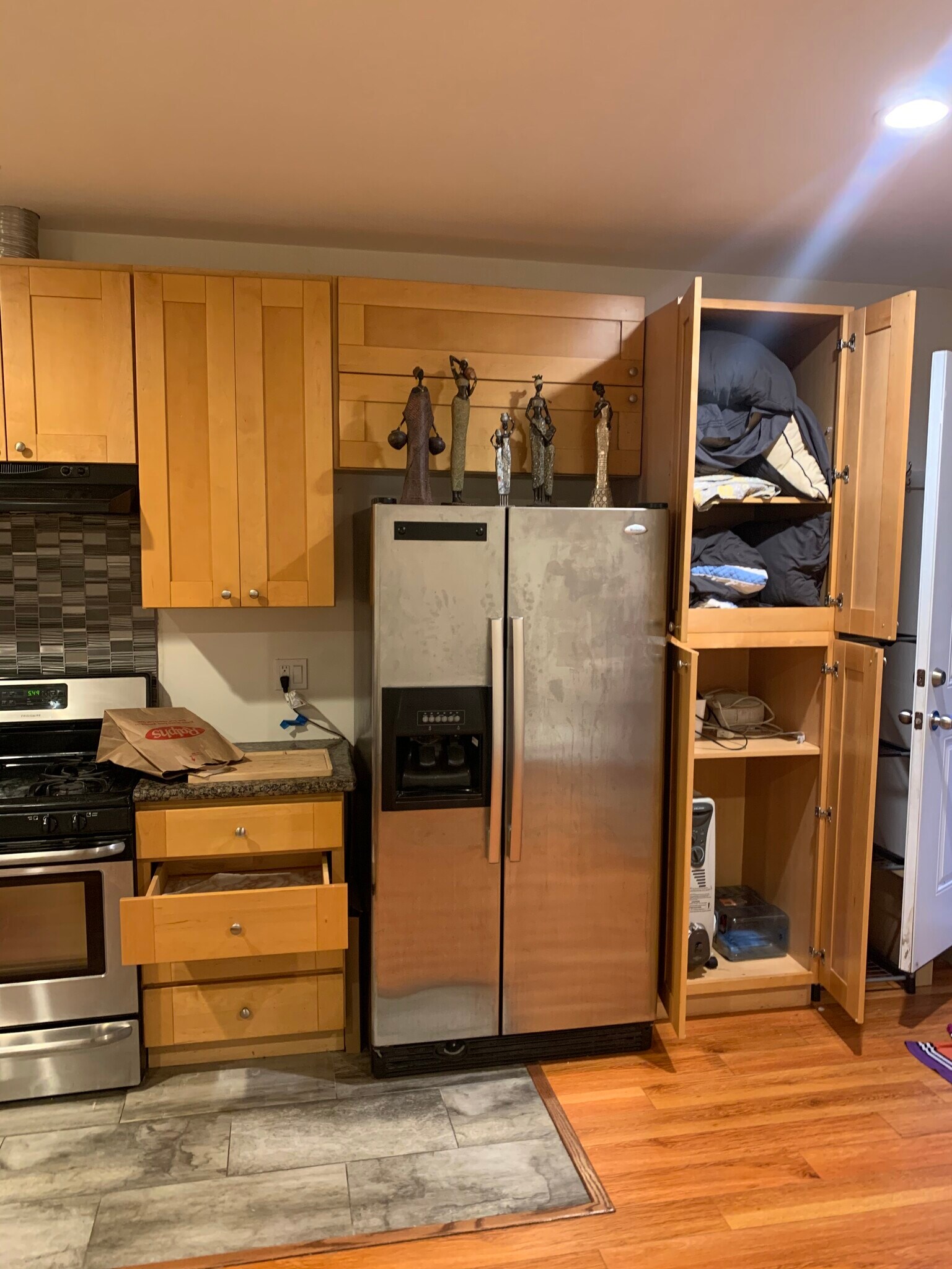 Building Photo - 766 N Alexandria Ave