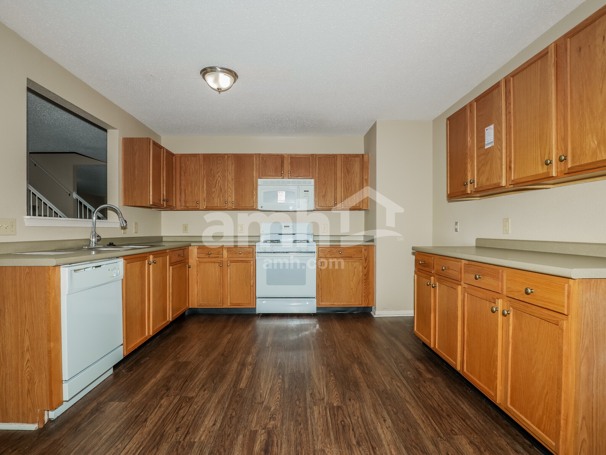 Building Photo - 13912 Meadow Lake Dr