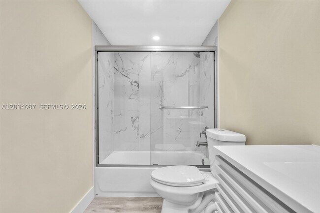 Building Photo - 9124 Collins Ave