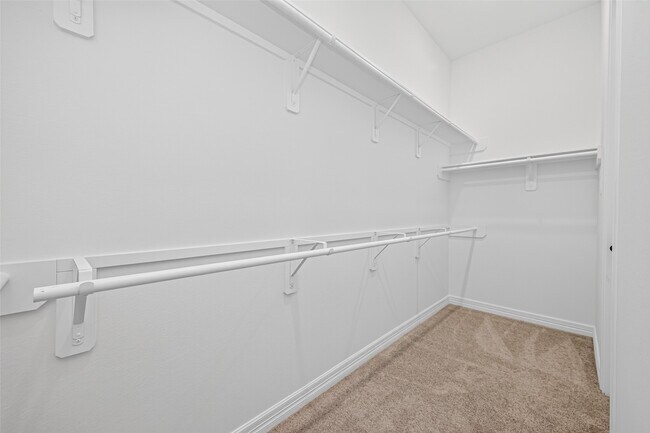 Building Photo - 23639 Red Rowan Ln