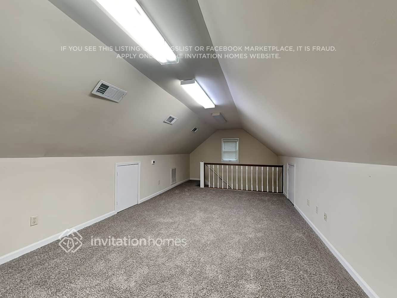Building Photo - 1760 Deer Run Dr SW
