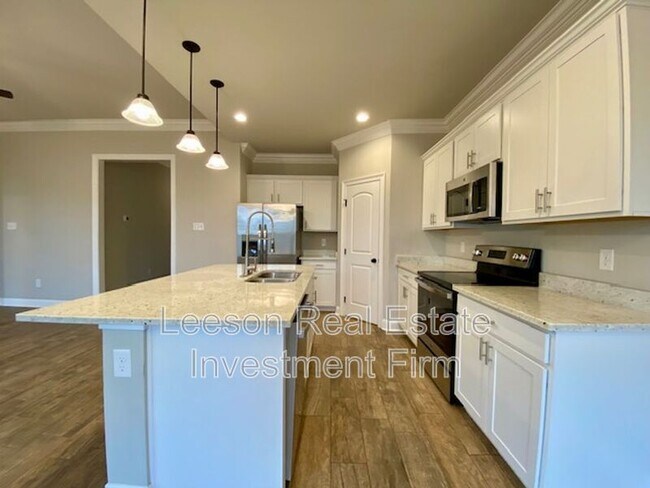 Building Photo - 253 Berkshire Pl