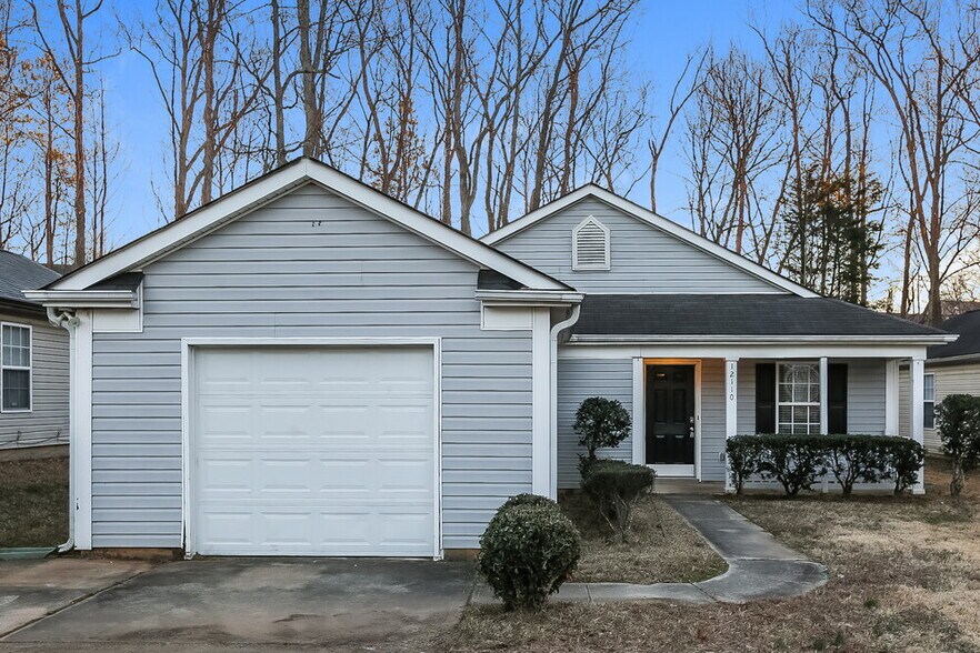 Building Photo - 12110 Stewarts Crossing Dr