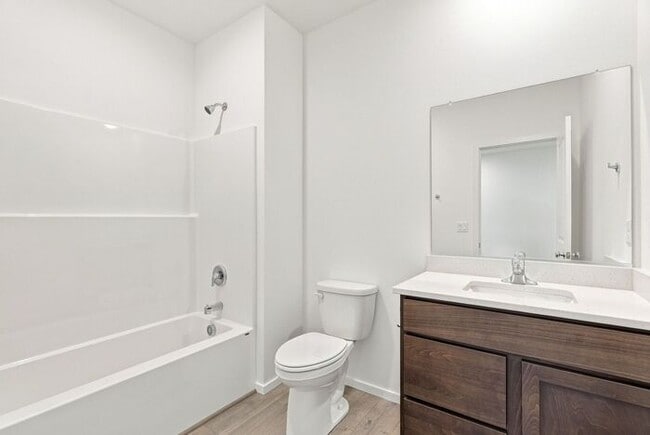 Building Photo - Spacious 5-Bedroom with Loft with 3-Car Garage