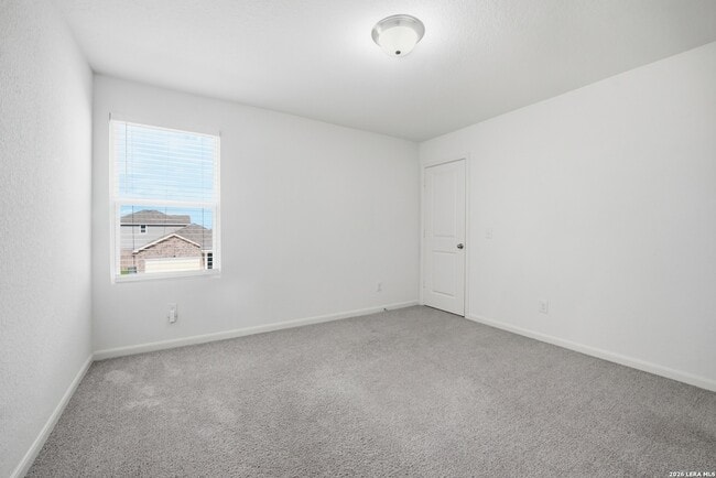 Building Photo - 8355 Falcon Meadow Dr