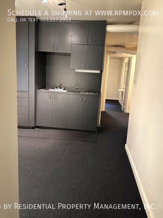 Building Photo - 1938 SW Edgewood Rd