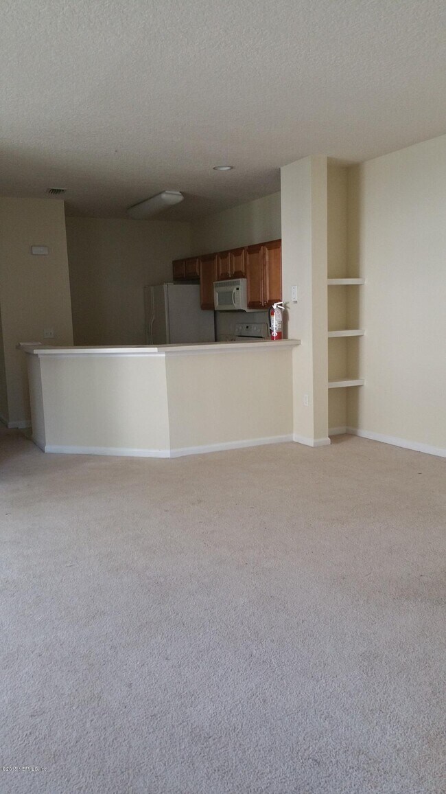 Building Photo - 3750 SILVER BLUFF Blvd