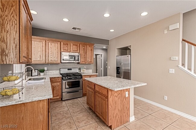 Building Photo - 8158 Altamont Ridge St