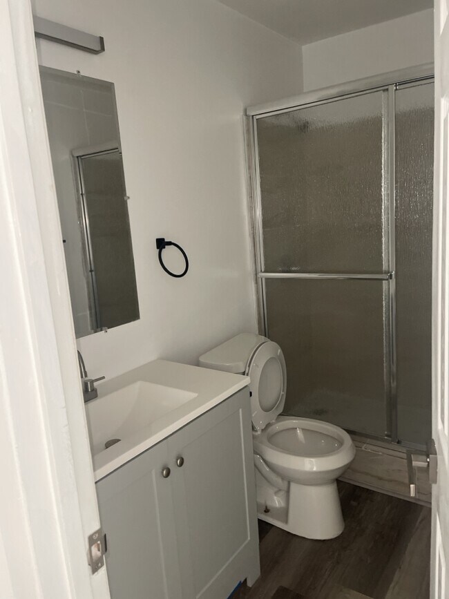 Building Photo - 2705 Lantern Walk SE