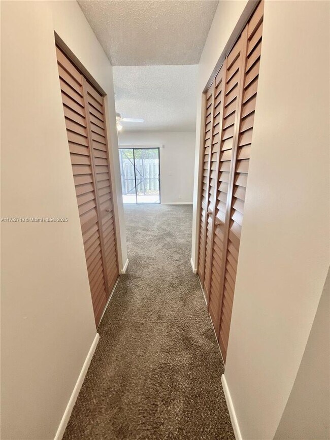 Building Photo - 9870 Watermill Cir