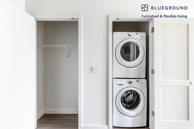 Building Photo - 1210 S Indiana Ave