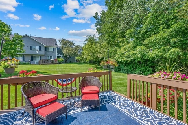 Building Photo - 453 Village Creek Dr