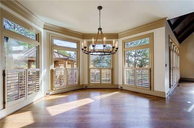 Building Photo - 521 Brendlynn Ct