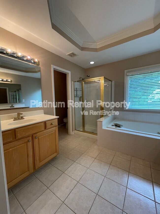 Building Photo - 4916 Durley Ln SE