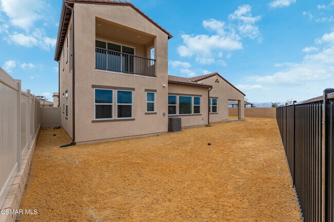 Building Photo - 24582 Camino Canoa
