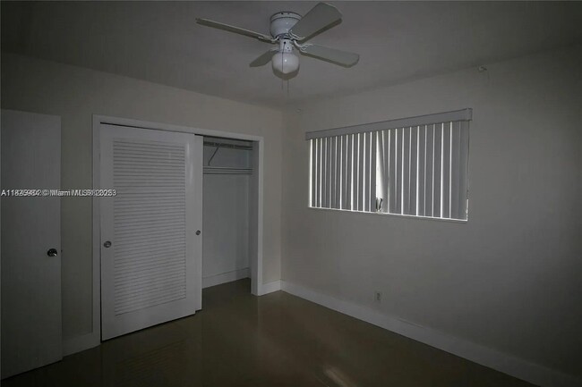 Building Photo - 4534 Van Buren St