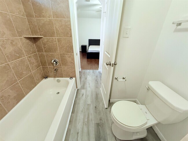 Building Photo - 30515 Woodson Trace Dr