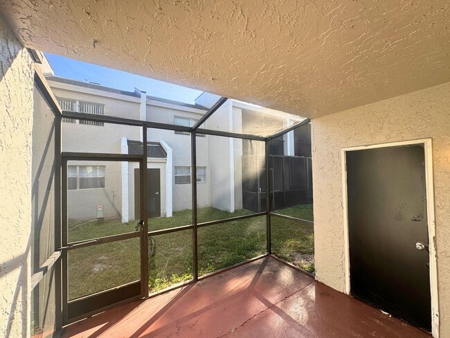 Building Photo - 4423 Treehouse Ln