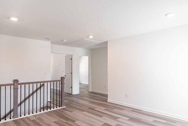 Building Photo - BRAND NEW SINGLE FAMILY HOME IN LOGANVILLE