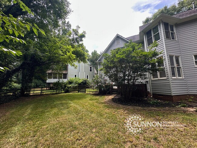 Building Photo - Spacious 4-Bedroom Home in Davis LakeSpacious 4-Bedroom Home in Davis