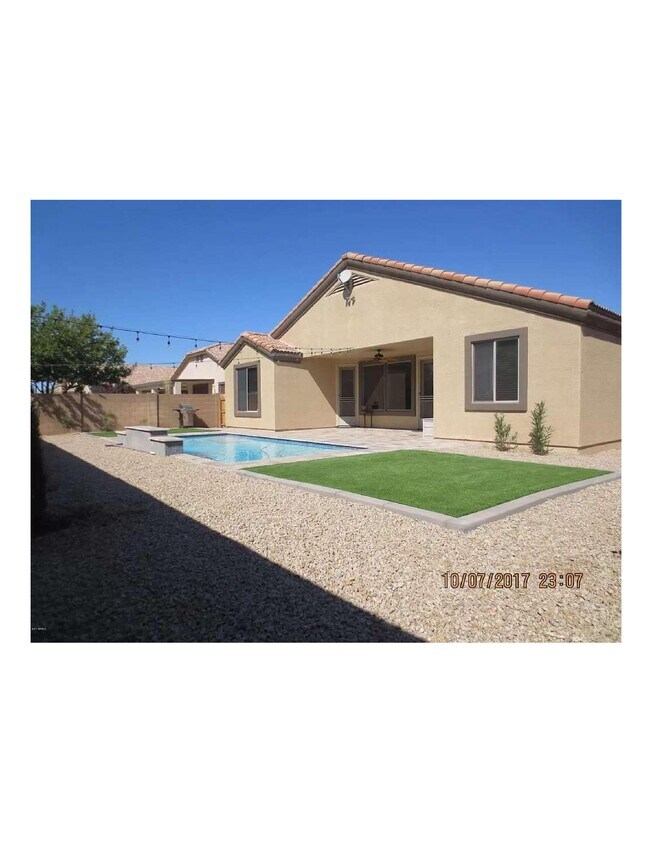 Building Photo - 3237 E Lark Ct