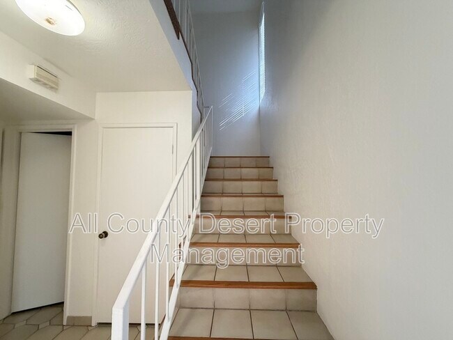 Building Photo - 73340 Shadow Mountain Dr