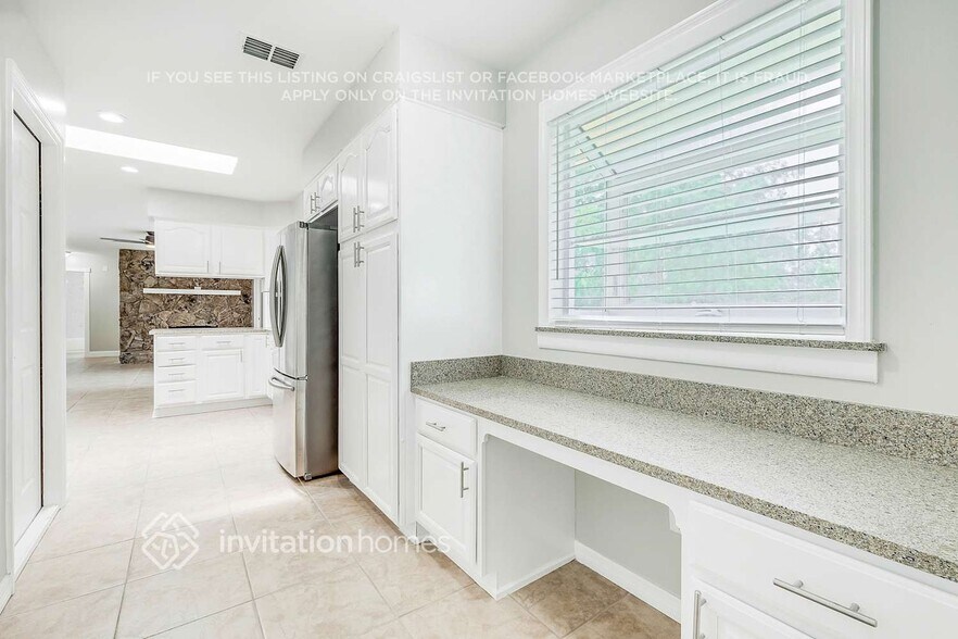 Building Photo - 12761 Sun Dance Ln